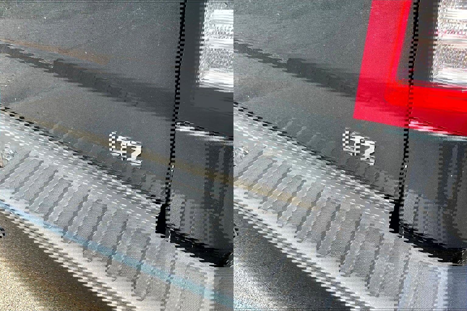 Used 2017 Chevrolet Silverado 1500 LTZ Z71 w/ LTZ Plus Package image 24