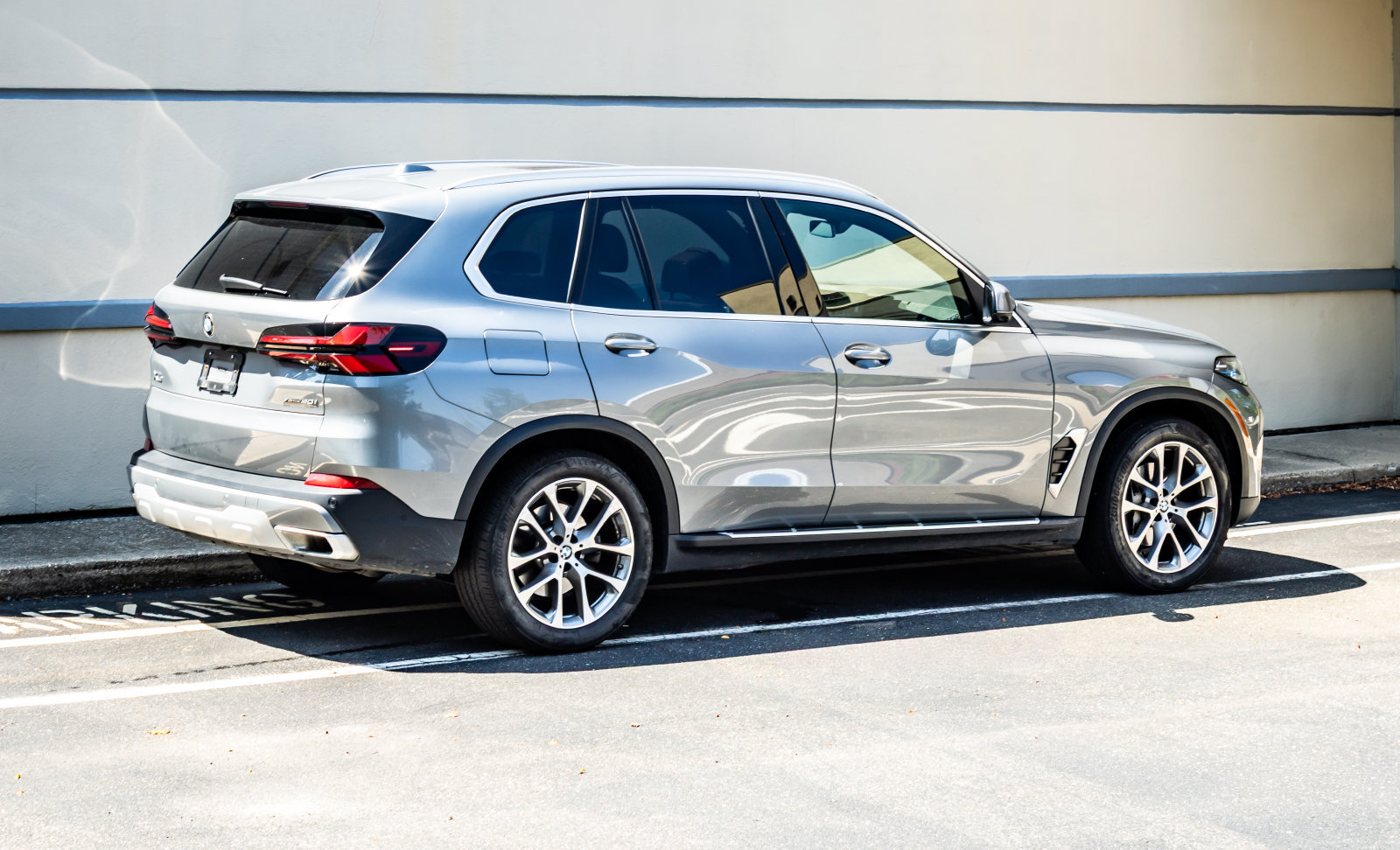 Used 2026 BMW X5 xDrive40i w/ Climate Comfort Package AWD/4WD image 8