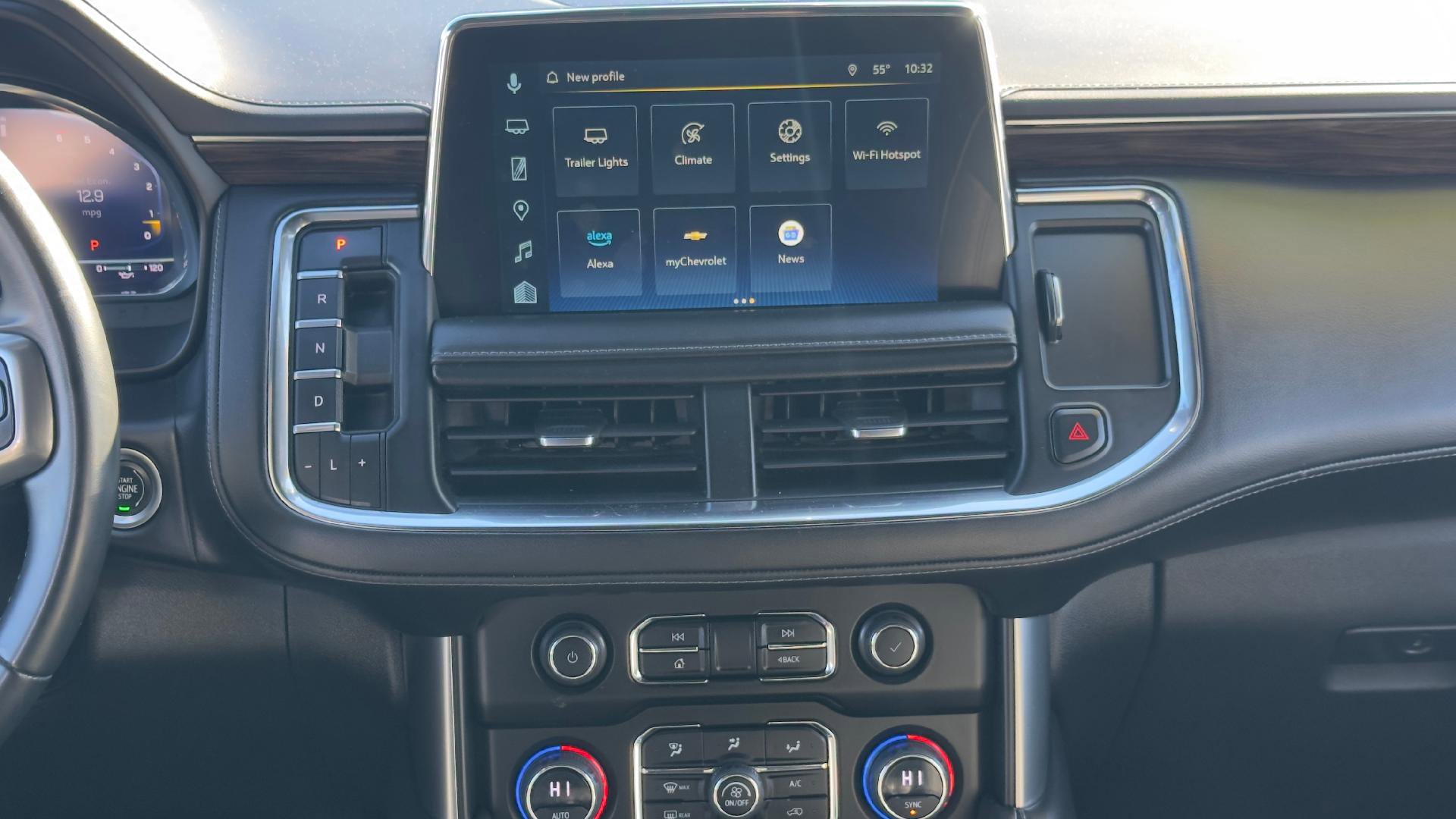 Used 2023 Chevrolet Suburban LT image 12