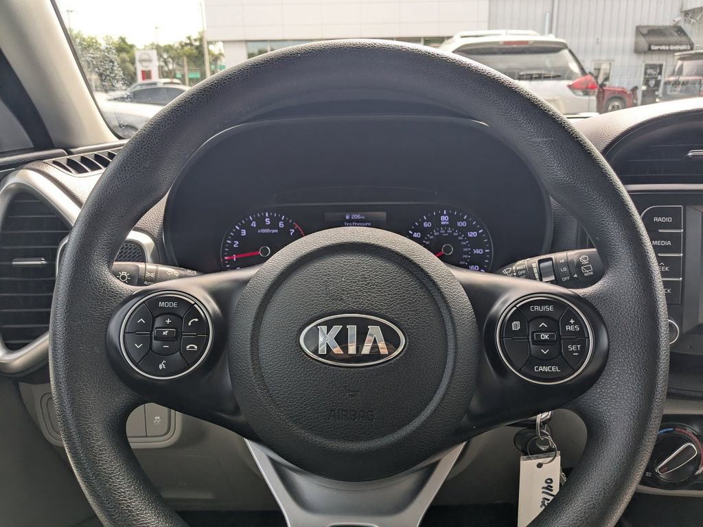 Used 2020 Kia Soul LX FWD image 21