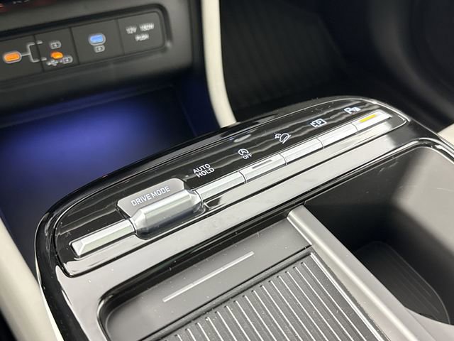 New 2026 Hyundai Tucson Limited image 36