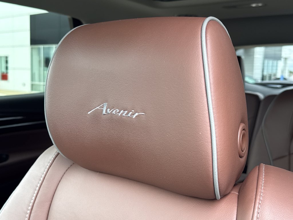 Certified 2021 Buick Enclave Avenir w/ Avenir Technology Package AWD/4WD image 15