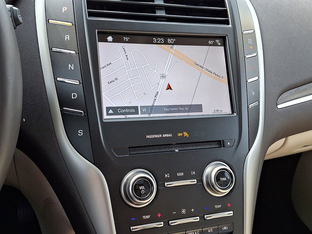 Used 2019 Lincoln MKC Reserve image 17