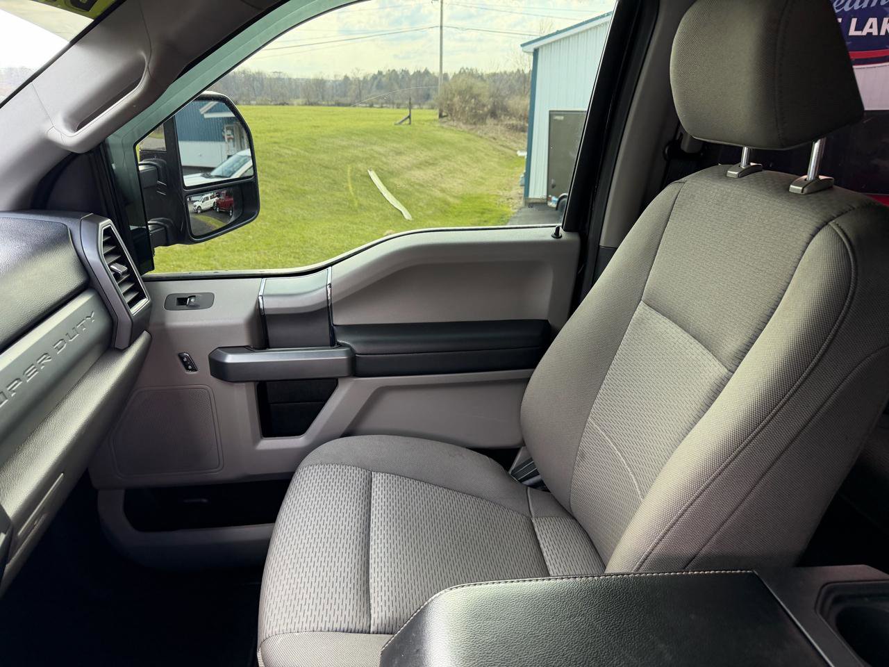 Used 2021 Ford F250 XLT w/ XLT Premium Package AWD/4WD image 32