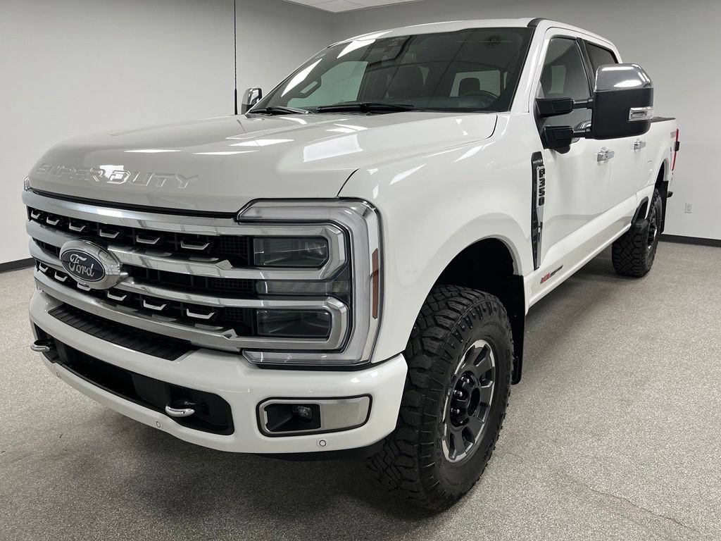 Used 2024 Ford F350 Platinum w/ Tremor Off-Road Package AWD/4WD image 4