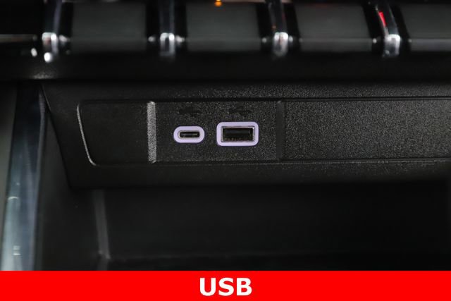 Used 2024 GMC Canyon AT4 w/ AT4 Premium Package image 24