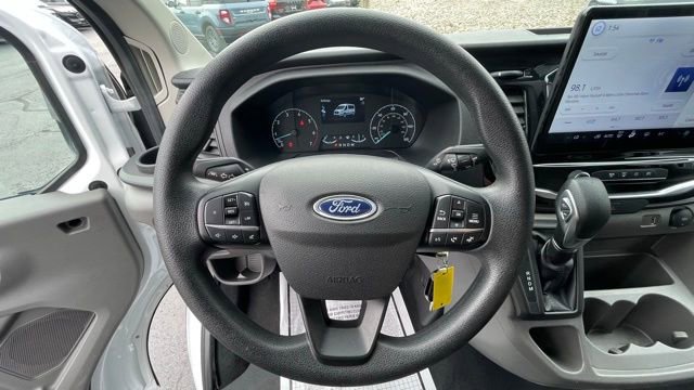 Used 2023 Ford Transit 350 XLT image 17