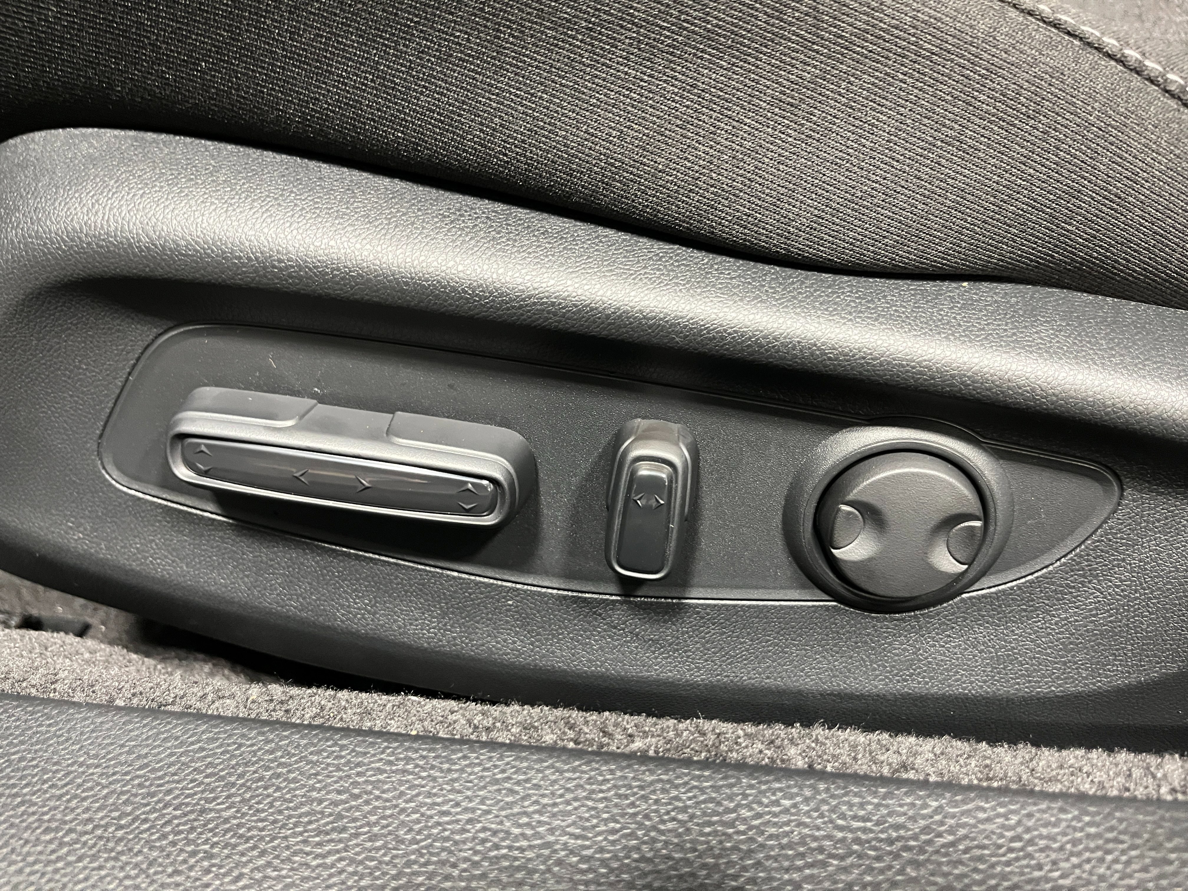 New 2025 Honda Accord SE image 13