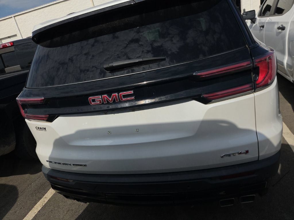 Used 2025 GMC Acadia AT4 AWD/4WD image 7
