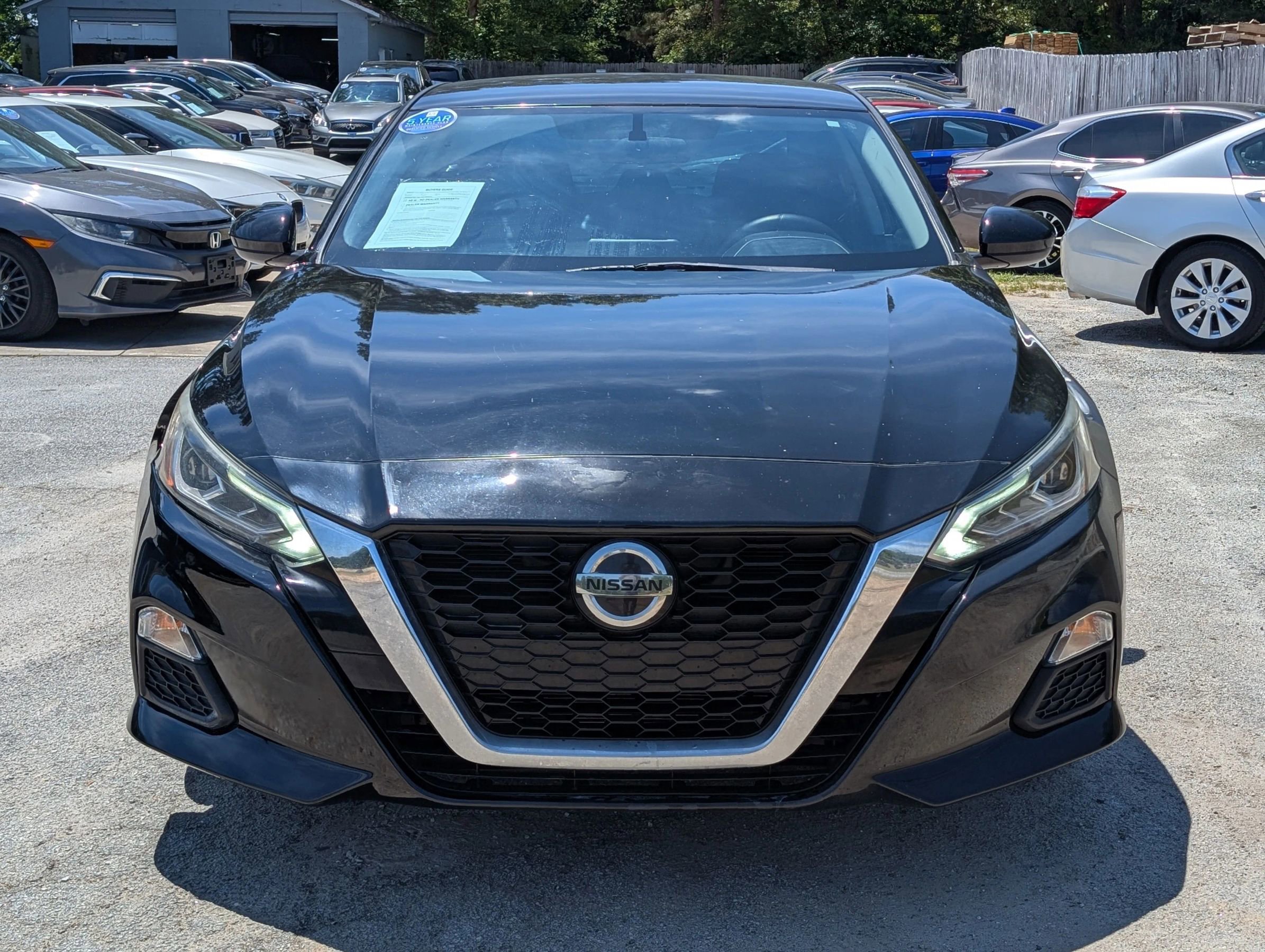 Used 2019 Nissan Altima 2.5 SR FWD image 2