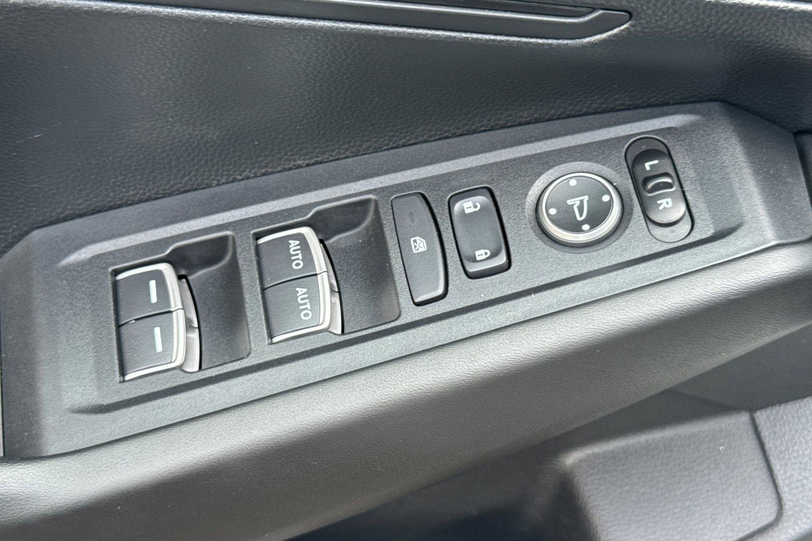 Certified 2023 Honda Accord LX image 13