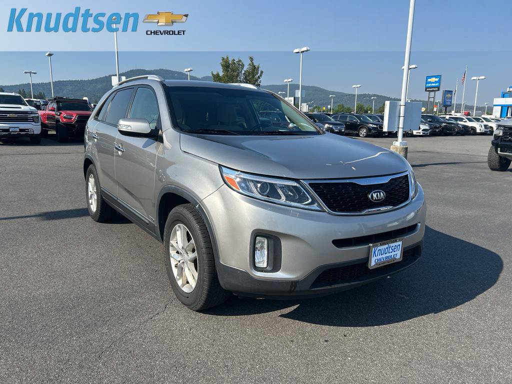 Used 2015 Kia Sorento LX AWD/4WD image 1