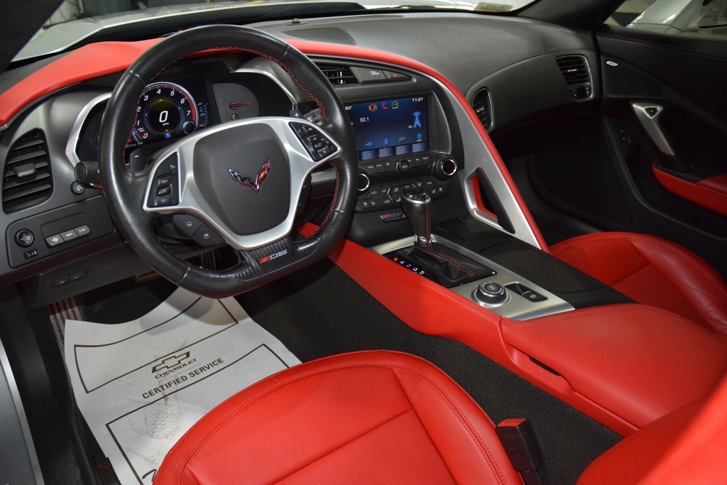 Used 2015 Chevrolet Corvette Z06 w/ 3LZ Preferred Equipment Group image 34
