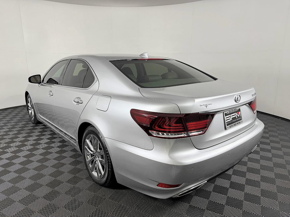 Used 2014 Lexus LS 460 w/ Comfort Package RWD image 17