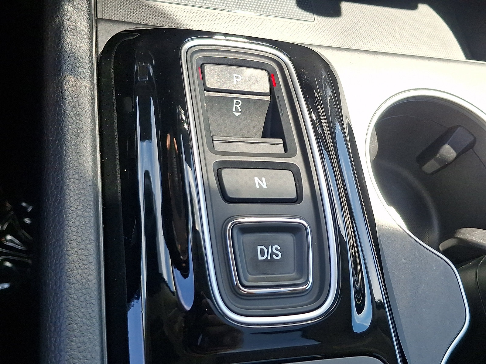 Used 2023 Honda Pilot Touring image 16