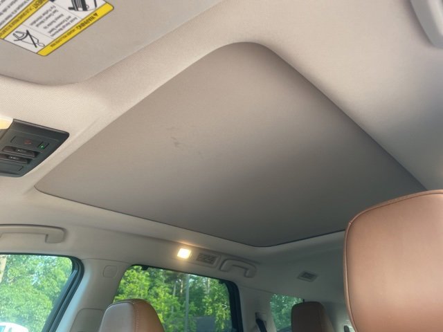 Used 2022 Nissan Pathfinder Platinum w/ Cargo Package image 35