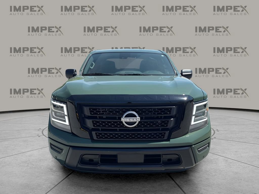 Used 2024 Nissan Titan SV w/ SV Bronze Edition Package image 8