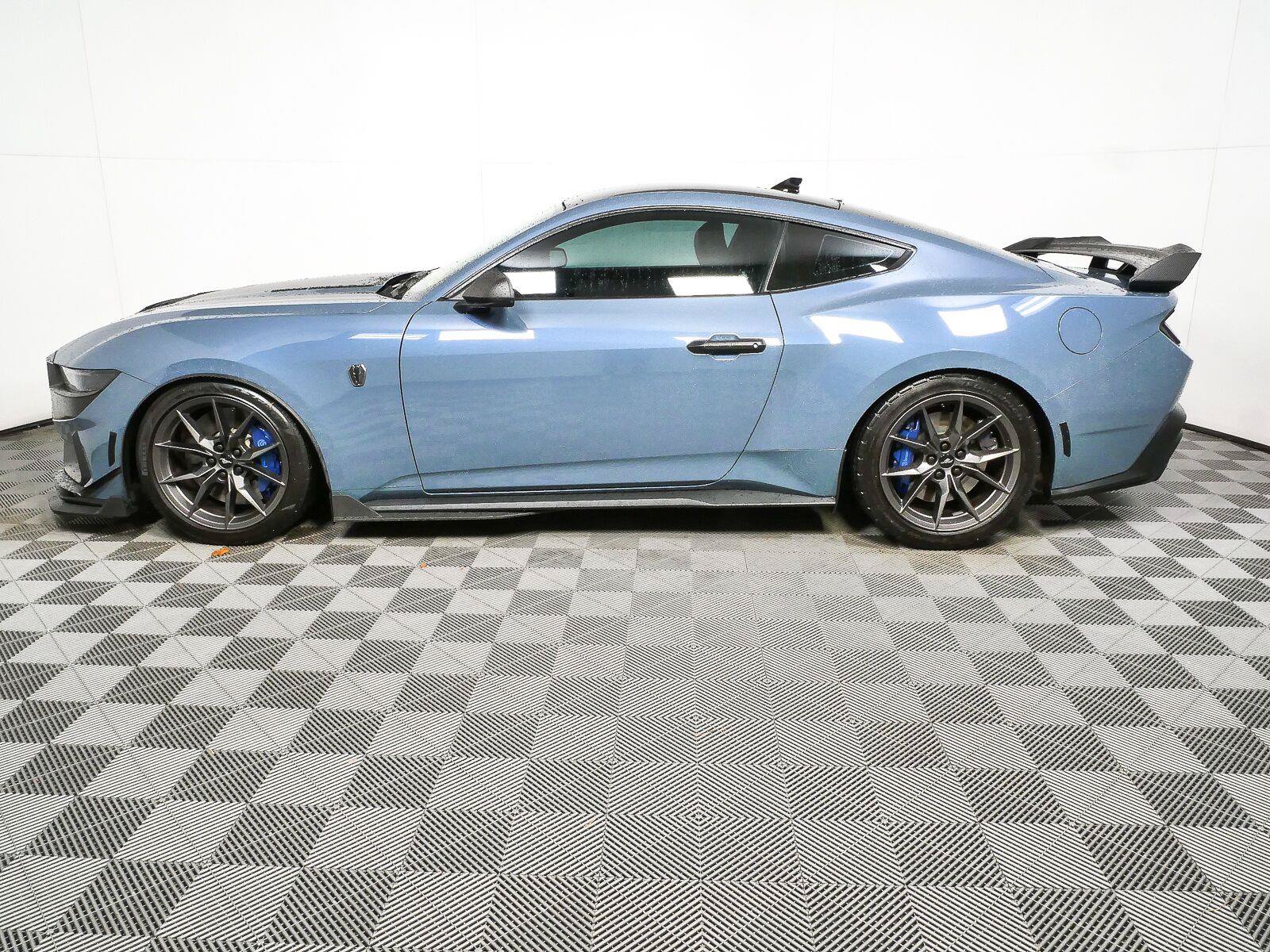 Used 2024 Ford Mustang Dark Horse RWD image 29