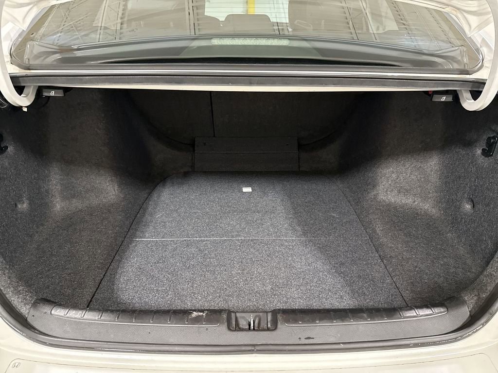 Used 2018 Honda Accord EX-L image 24