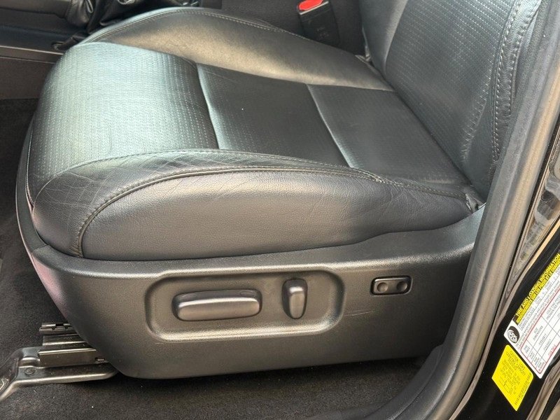 Used 2022 Toyota Tacoma TRD Sport w/ TRD Premium Sport Package image 28