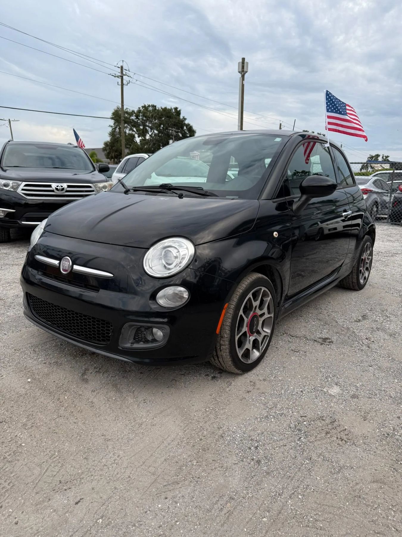 Used 2015 FIAT 500 Sport w/ Comfort/Convenience Group image 4