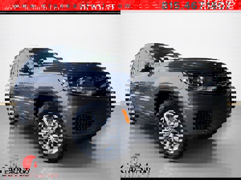 Used 2013 Volkswagen Tiguan S image 1