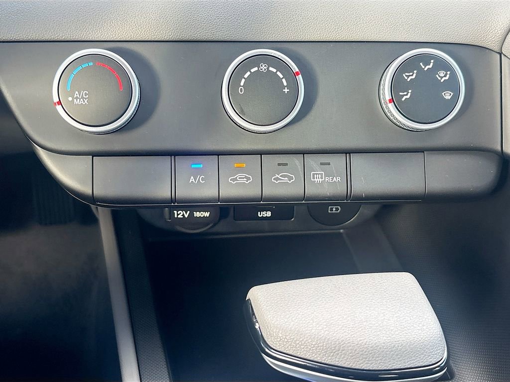 New 2026 Hyundai Elantra SE image 15