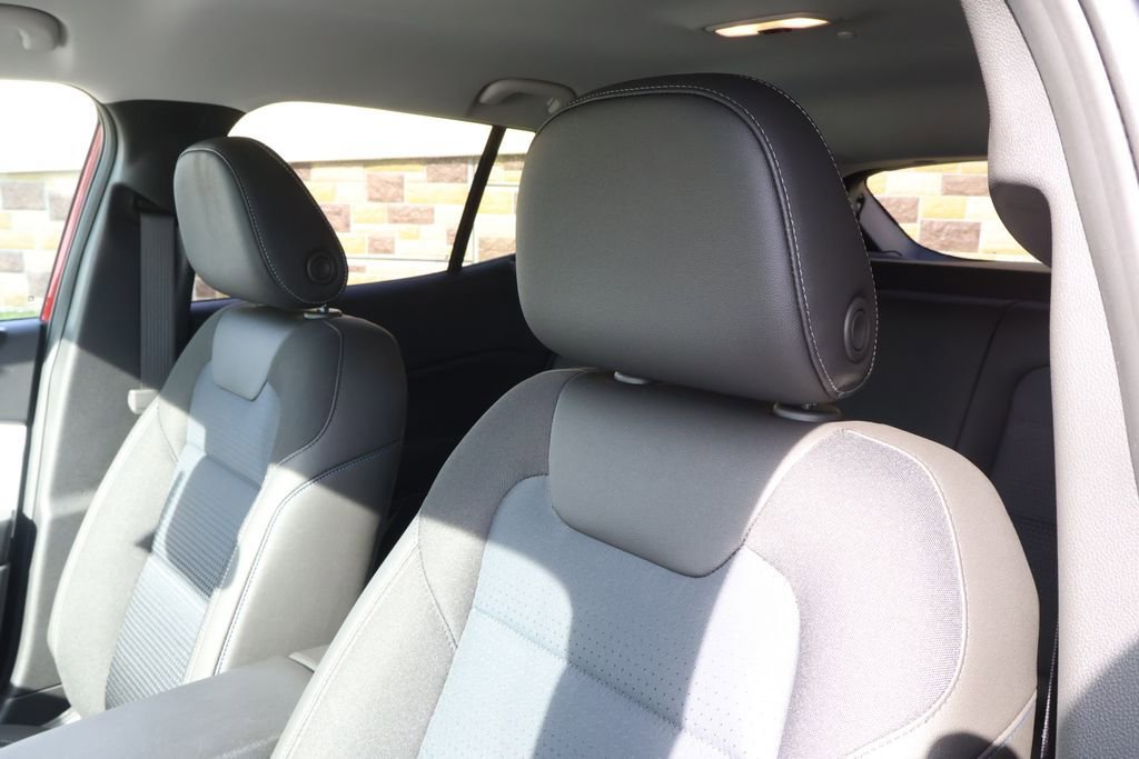 New 2026 Chevrolet Trax LT w/ Driver Confidence Package FWD image 15