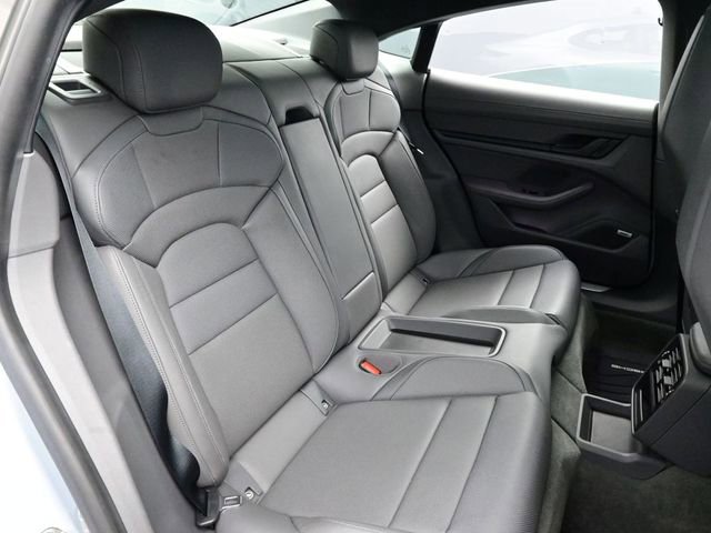 Certified 2022 Porsche Taycan 4S image 17