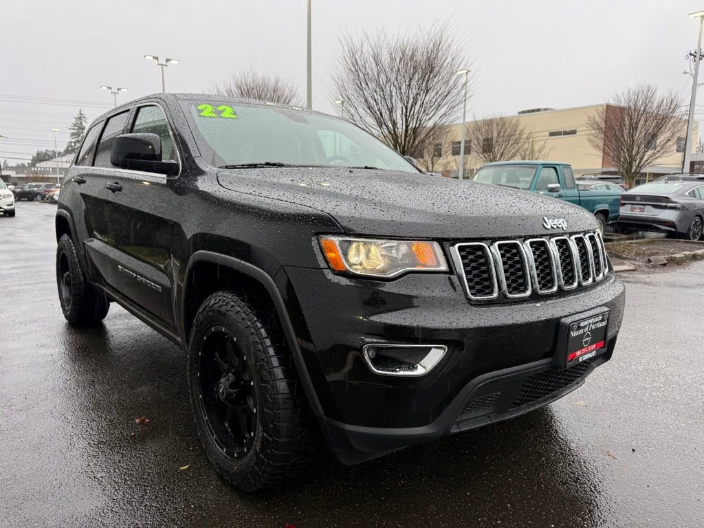 Used 2022 Jeep Grand Cherokee Laredo E image 6