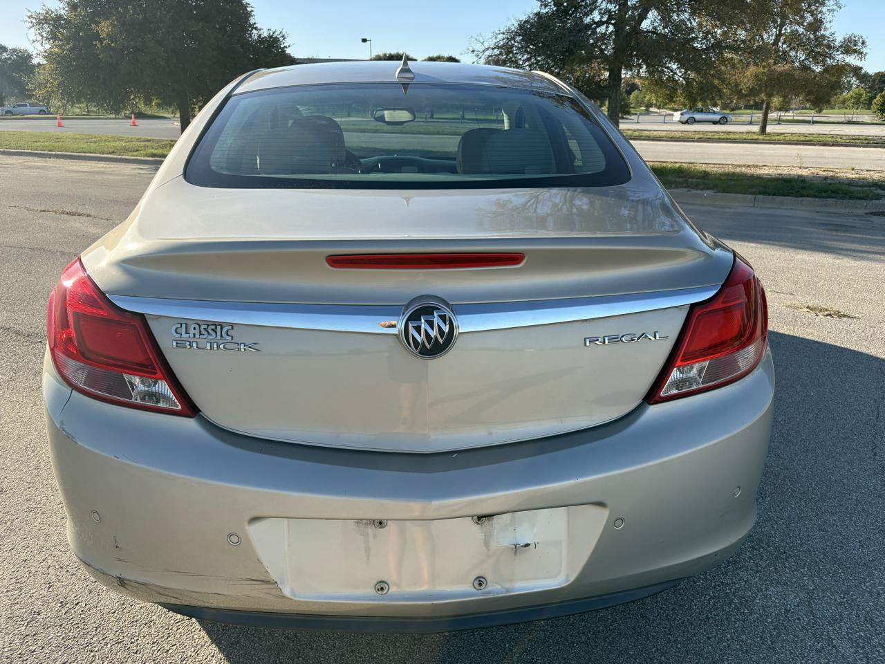 Used 2013 Buick Regal Premium FWD image 11