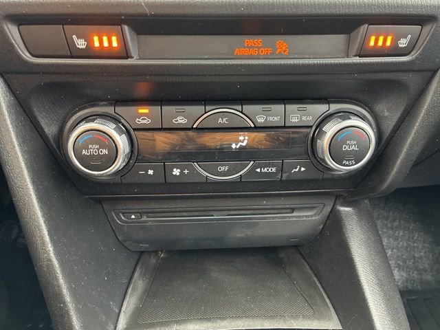 Used 2016 MAZDA MAZDA3 i Grand Touring image 23