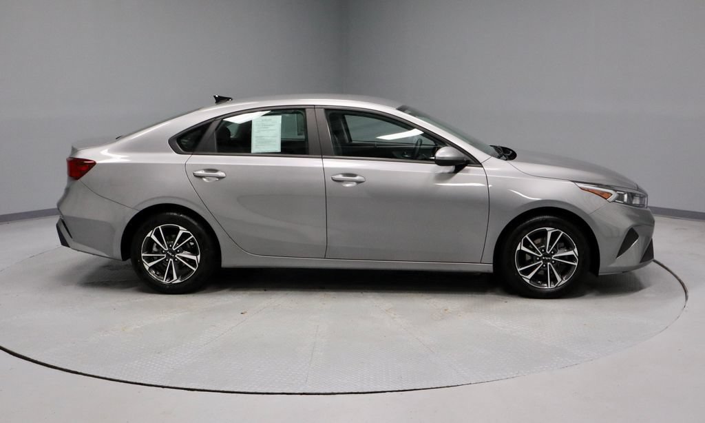 Used 2024 Kia Forte LXS FWD image 5