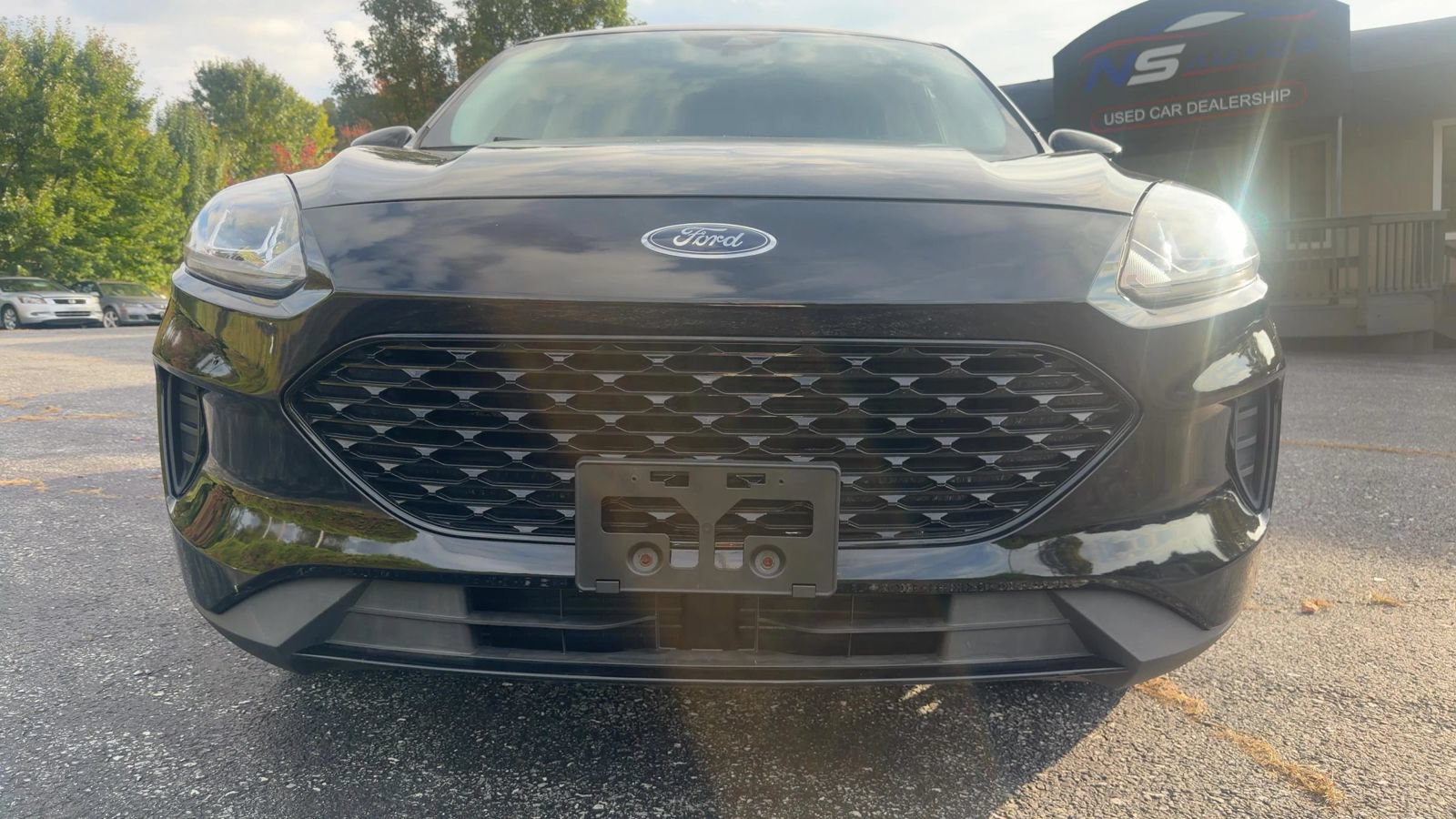 Used 2022 Ford Escape SE w/ SE Sport Appearance Package AWD/4WD image 18