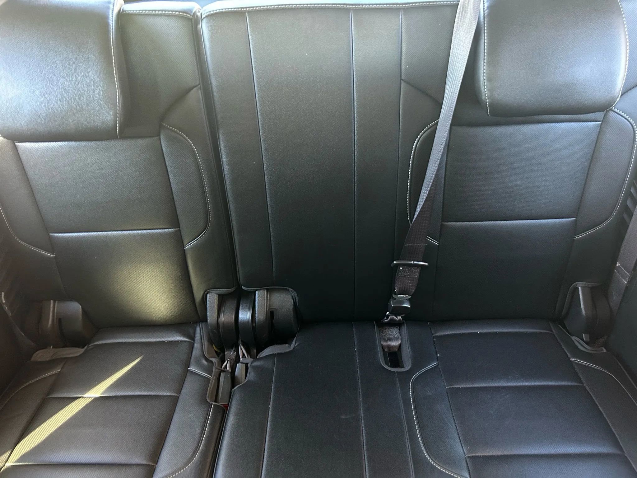 Used 2016 GMC Yukon SLT image 17