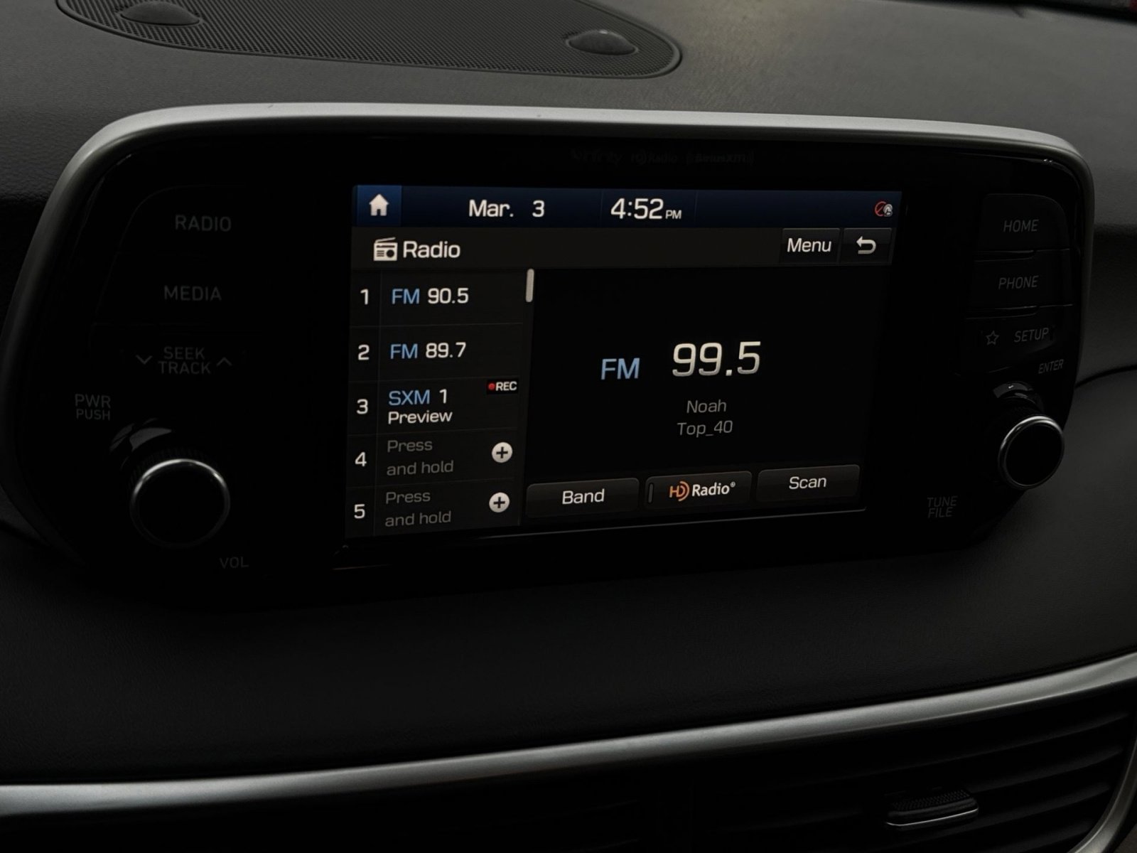 Used 2019 Hyundai Tucson Limited w/ Cargo Package image 16