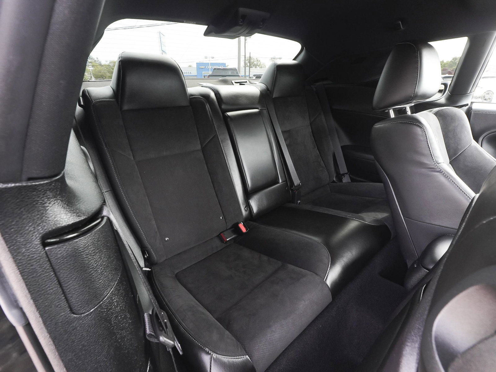 Used 2023 Dodge Challenger R/T Scat Pack RWD image 31