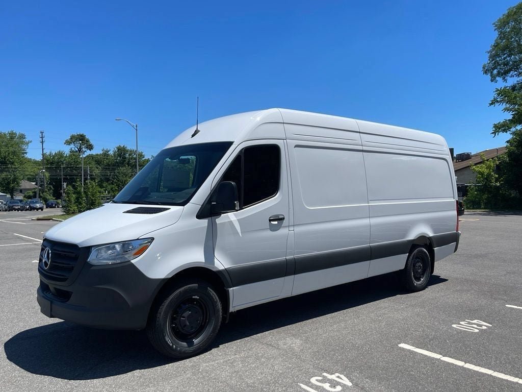 New 2026 Mercedes-Benz Sprinter 2500 image 2