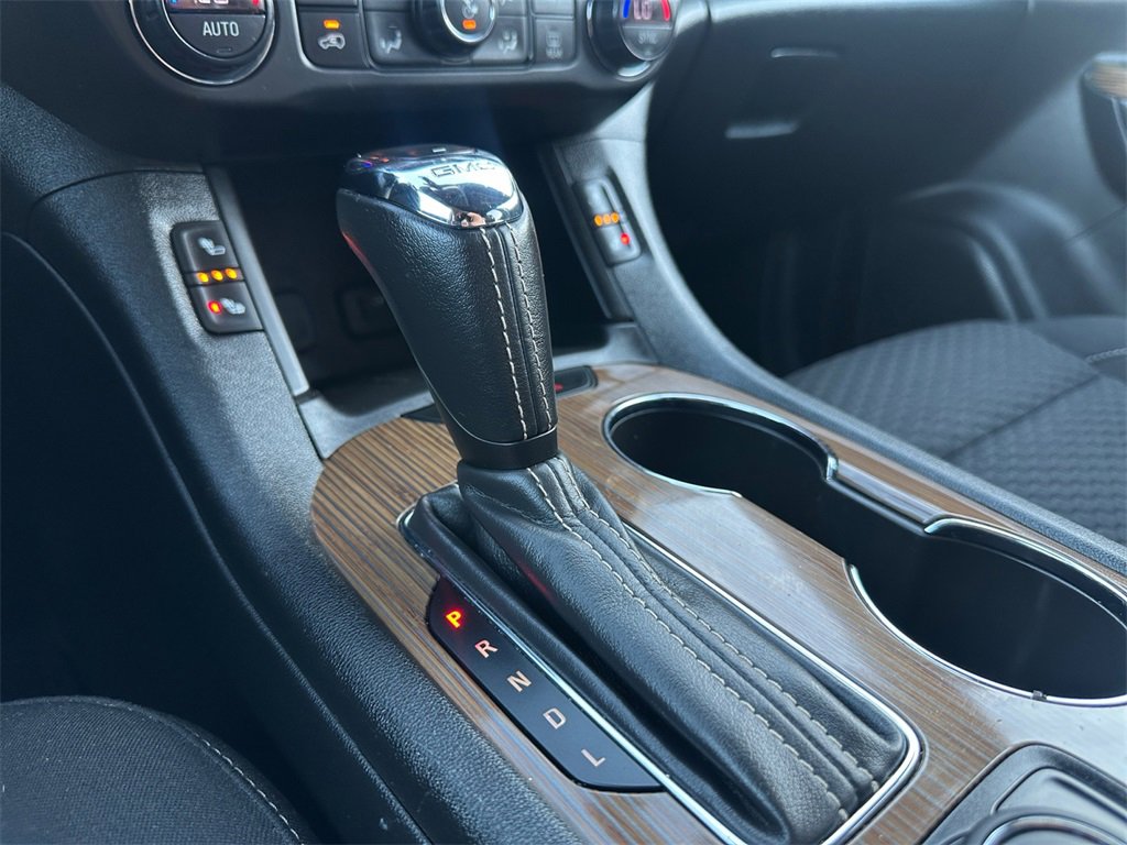 Used 2019 GMC Acadia SLE w/ Driver Alert Package I image 14