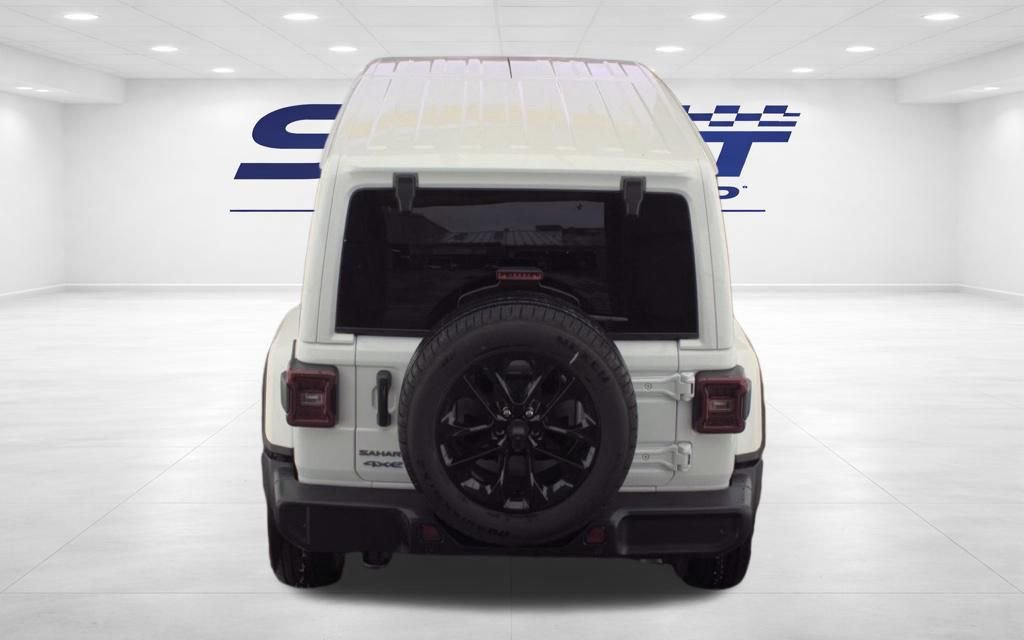 Used 2025 Jeep Wrangler Unlimited Sahara w/ Safety Group image 6