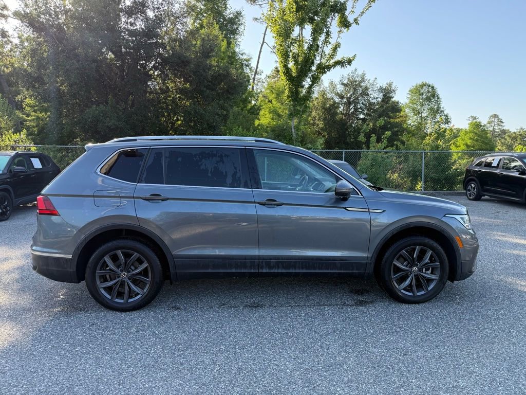 Used 2023 Volkswagen Tiguan SE FWD image 8
