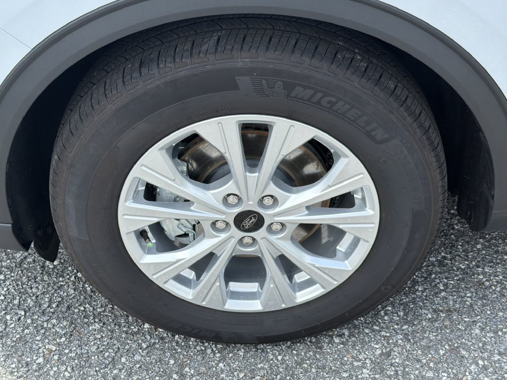 Used 2026 Ford Escape Active w/ Cold Weather Package FWD image 11