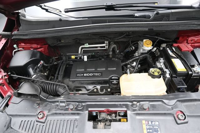 Used 2019 Chevrolet Trax LT w/ LT Convenience Package FWD image 35