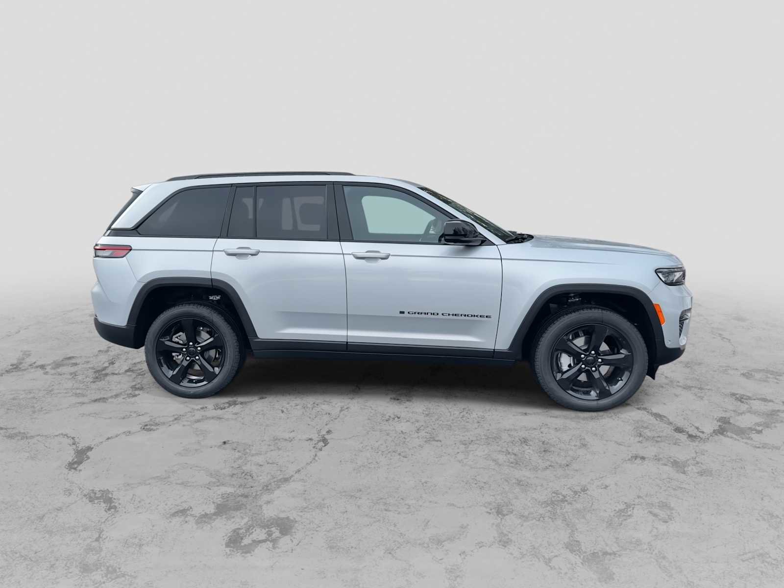 New 2025 Jeep Grand Cherokee Limited image 8