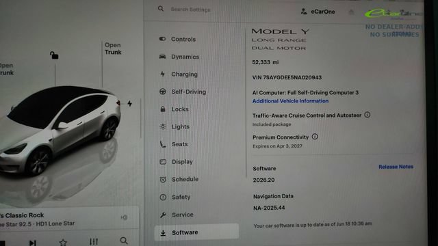 Used 2022 Tesla Model Y Long Range AWD/4WD image 39