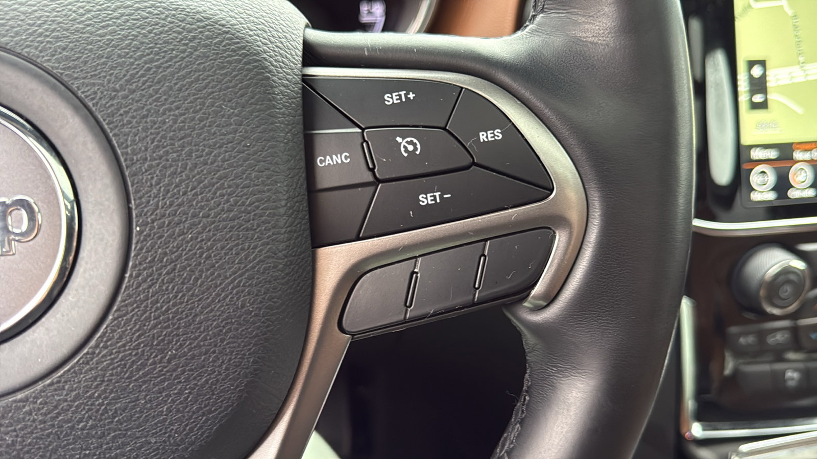 Used 2021 Jeep Grand Cherokee Overland image 17