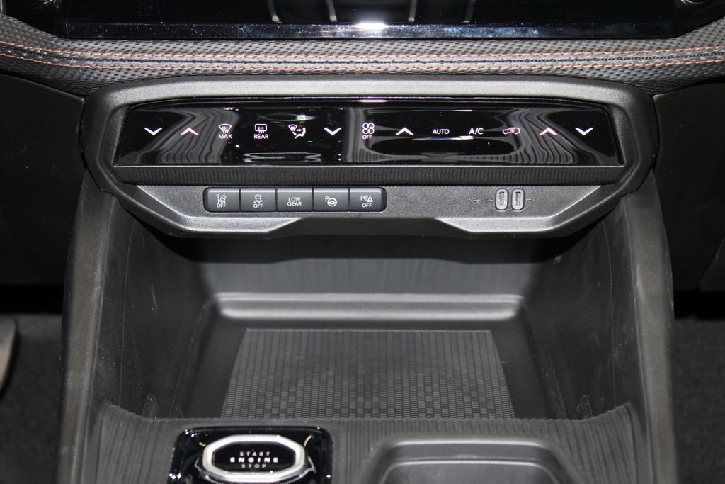New 2026 Jeep Cherokee Overland w/ Advanced Pro Tech Group image 22