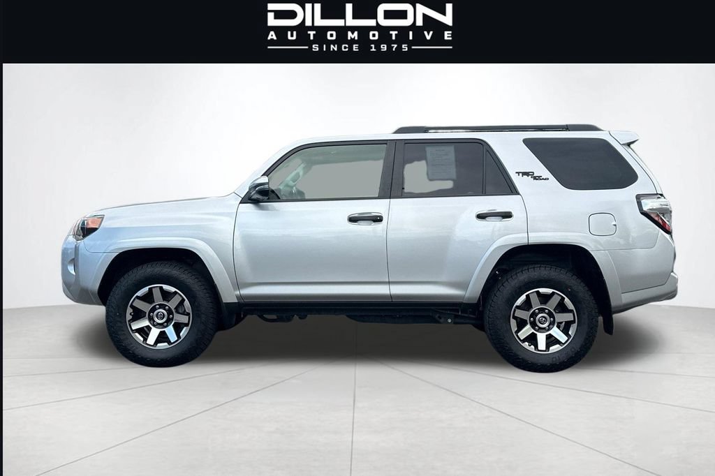 Used 2019 Toyota 4Runner TRD Off-Road Premium AWD/4WD image 7