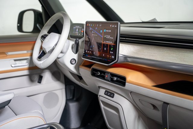 New 2025 Volkswagen ID. Buzz 1st Edition image 26