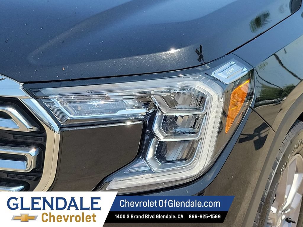 Used 2023 GMC Terrain SLT FWD image 17